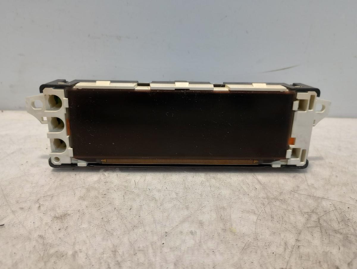 Peugeot 207 original Bordcomputer Display Bildschirm 9666136680 Bj 2009