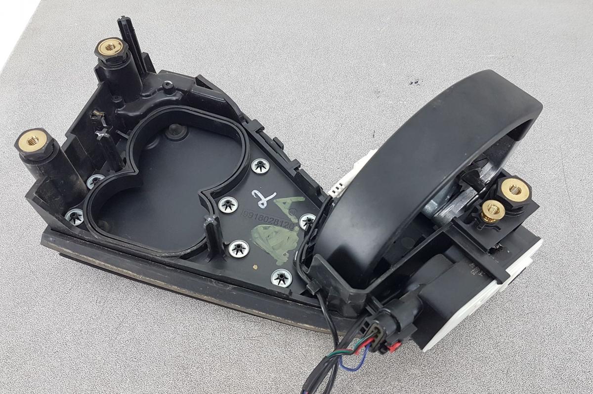 Tesla Model X Facelift Ladeklappe Blende Seitenteil links Bj2022 1553611-00-C