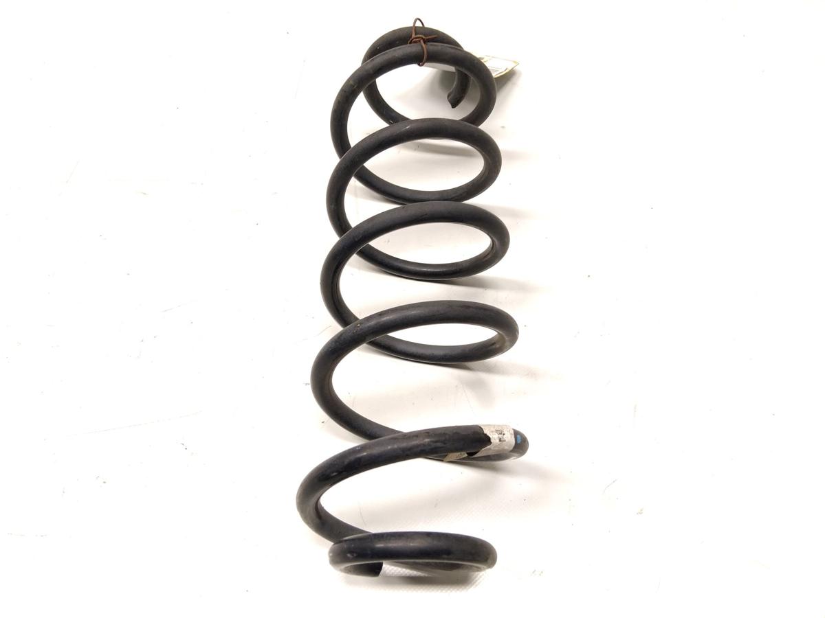VW Golf 7 2015 3 oder 5 türig Schraubenfeder hinten rechts für original Sportfahrwerk
