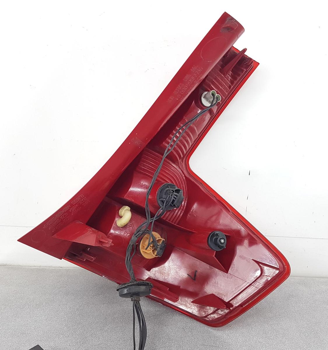 Citroen C4 Rückleuchte Rücklicht links 9655864080 Bj2006 5 Türig