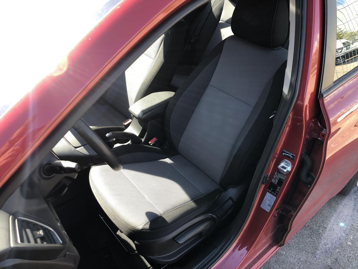 Hyundai i20 GB Sitz vorn links Fahrersitz nur f&uuml;r 5 t&uuml;rer Stoffsitz mit Heizung