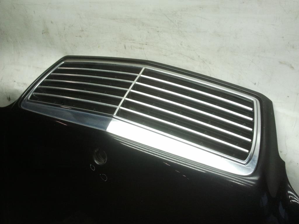 Mercedes W210 Motorhaube mit K&uuml;hlergrill schwarzmetallic BJ1996