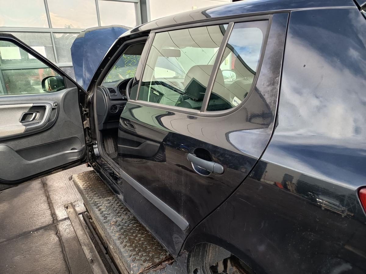 Skoda Fabia II 5J original Tür hinten links Fond F9R Black Magic Bj 2012