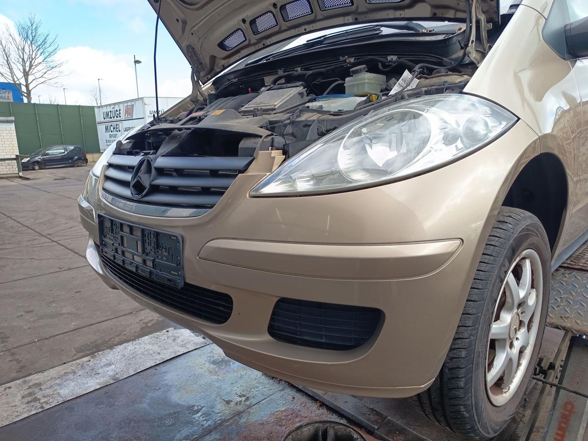 Mercedes W169 original Sto&szlig;stange F&auml;nger vorn Front 791 D&uuml;nenbeige Bj 2007