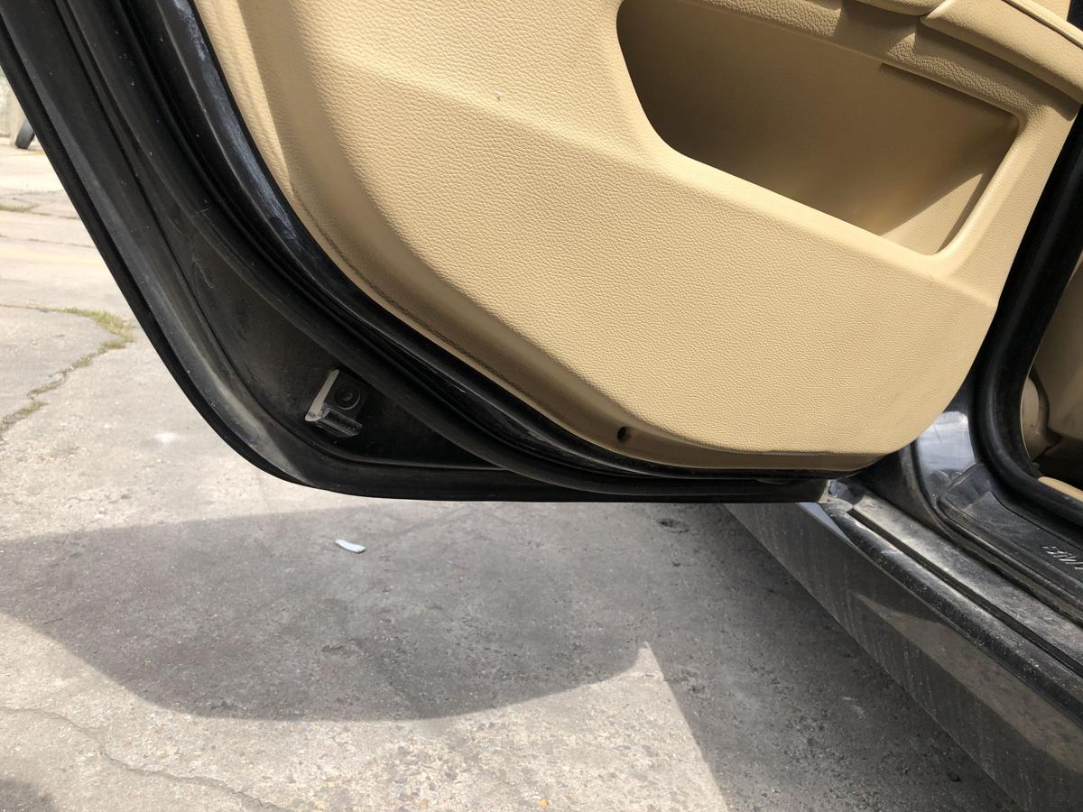 BMW 5er E60 LCI T&uuml;r hinten links Fondt&uuml;r im Rohbau 475 Blacksaphire Metallic