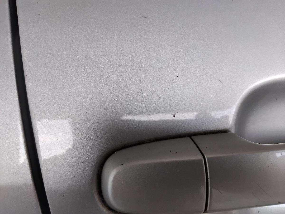 Toyota Corolla E12 T&uuml;r vorn rechts Beifahrert&uuml;r 5T&uuml;rer japanisches Modell BJ2003