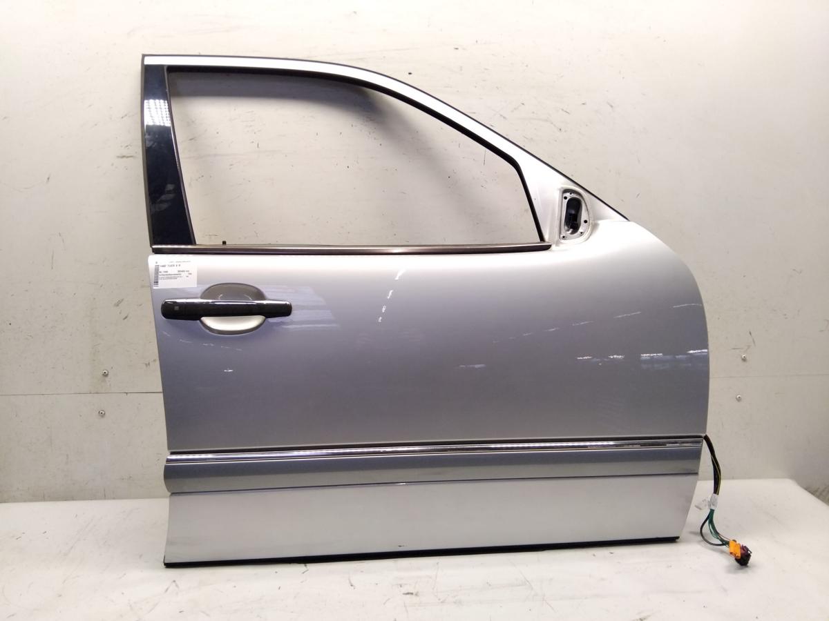 Mercedes E-Klasse 210 T&uuml;r vorn rechts Beifahrert&uuml;r brillantsilber 744 Bj.1998