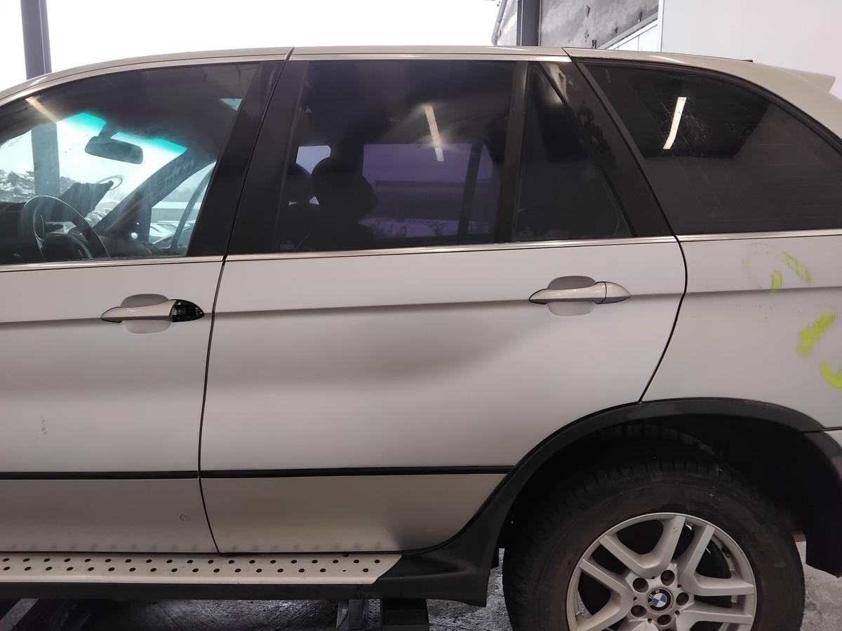 BMW X5 E53 T&uuml;r hinten links titansilbermetallic 354/7 BJ2000