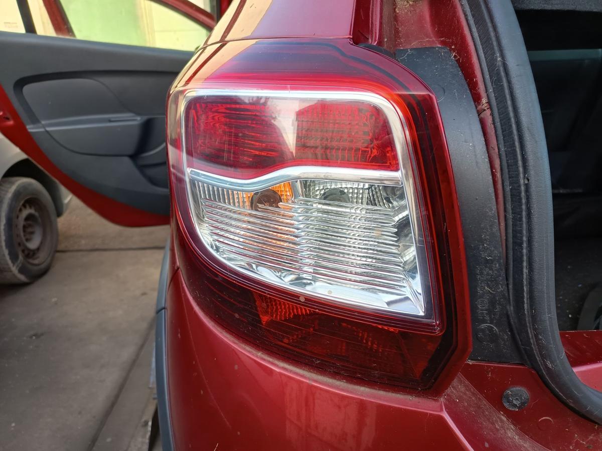 Dacia Sandero II B8 Stepway original R&uuml;ckleuchte links Heckschlusslicht Bj 2016
