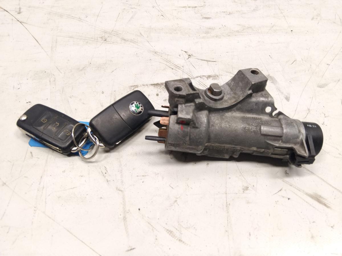 Skoda Fabia 5J Z&uuml;ndschloss 4B0905851C mit 2x Schl&uuml;ssel BJ2008