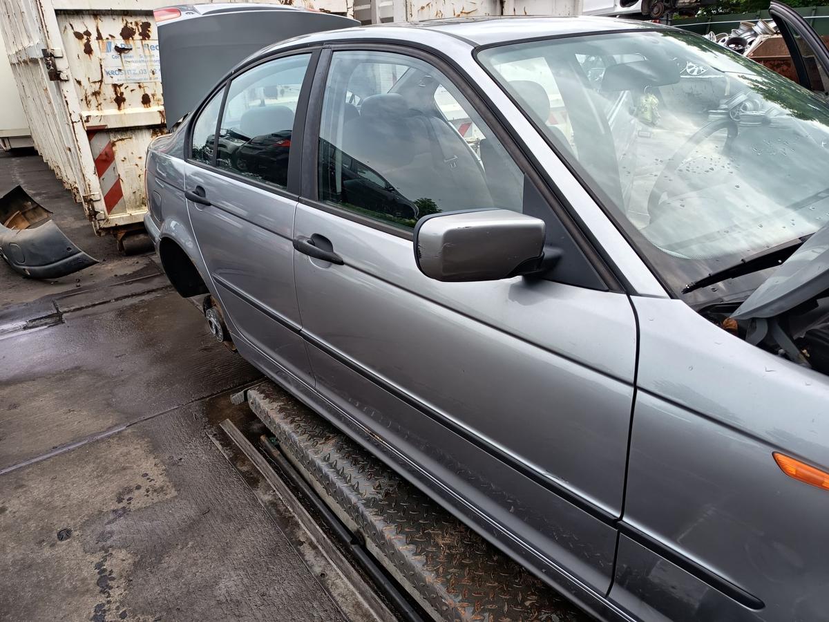 BMW 3er E46 original Tür vorn rechts Beifahrer A80 Silbergrau Bj 2004