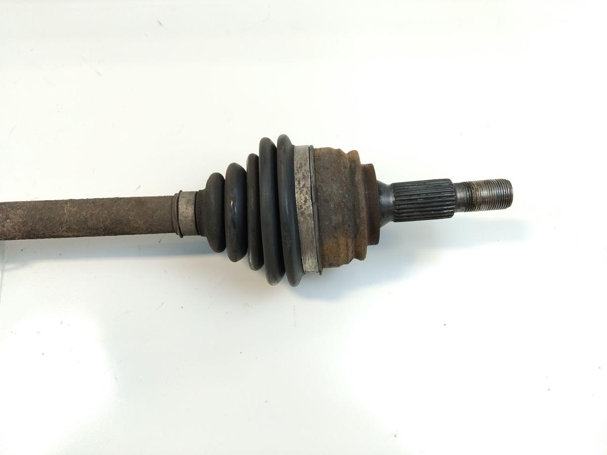 Peugeot 308 II Antriebswelle Gelenkwelle vorn rechts 1.2 96kw Automatik Bj.2015