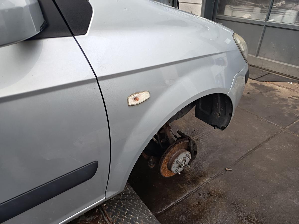 Hyundai Getz original Kotflügel rechts Seitenteil 5S Space Silver Bj 2006