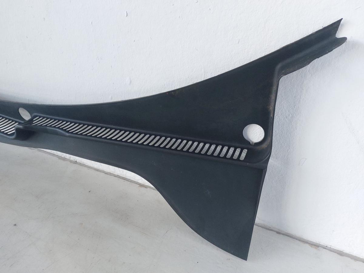 VW Golf 5 1K Windlauf Frontscheibe Abdeckung Wischeranlage OEM