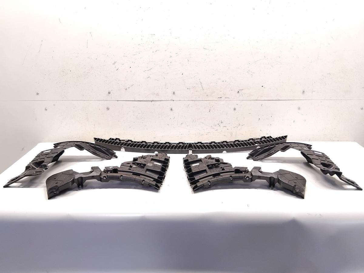 Polestar 3 orig Satz F&uuml;hrungen Halter Sto&szlig;f&auml;nger hinten 5 teilig BJ2024 50923855