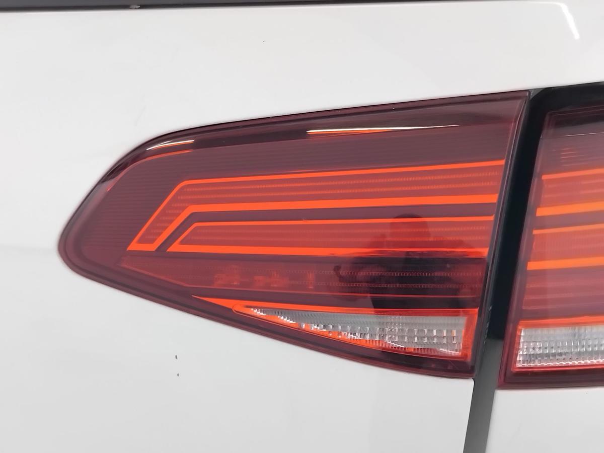 VW Golf 7 Facelift orig R&uuml;ckleuchte Heckleuchte rechts innen LED Flie&szlig;heck BJ19