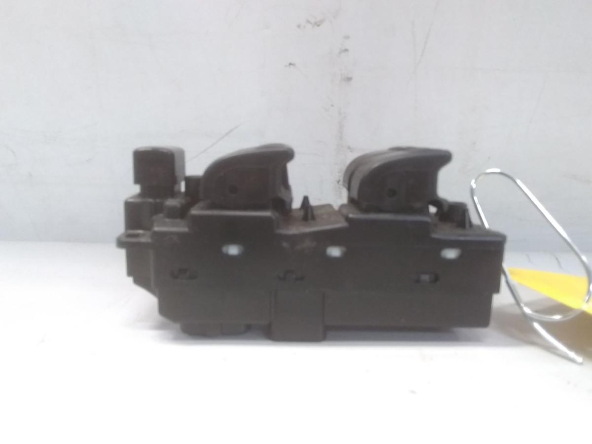 Mazda 6 GG GY original Schalter Fensterheber vorn links 4-Fach BJ2002