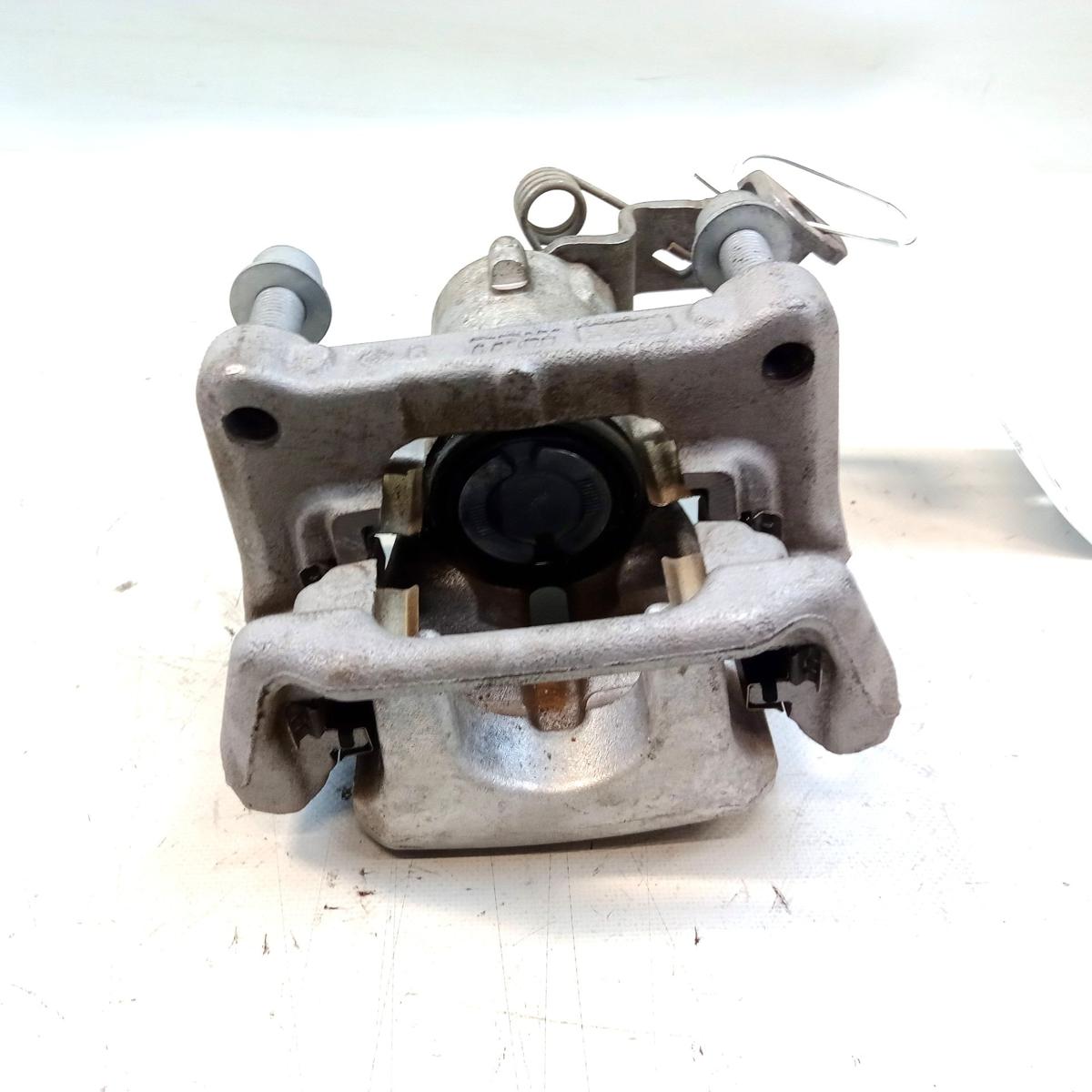 Opel Combo E Cargo XL original Bremssattel Hinterachse links 1.5TD Bj.2025