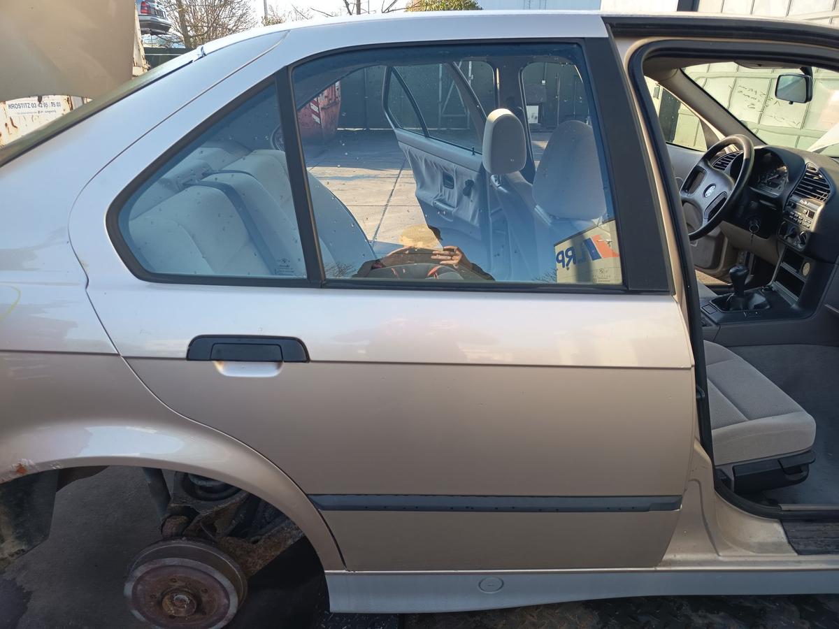 BMW 3er E36 Limousine original T&uuml;r hinten rechts Fond 301 Kaschmirbeige Bj 1992