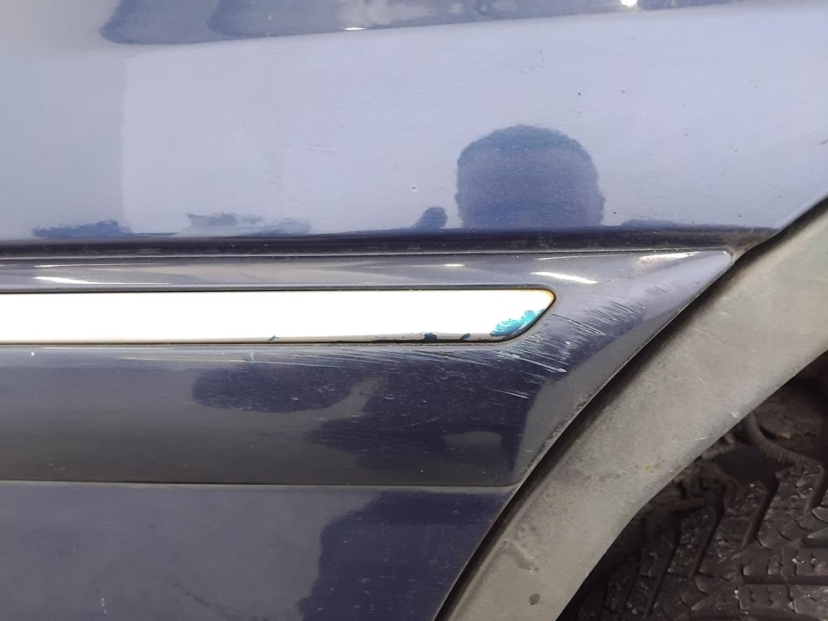 Kia Carens II original T&uuml;r hinten links 1C Imperial Blue Metallic BJ2002