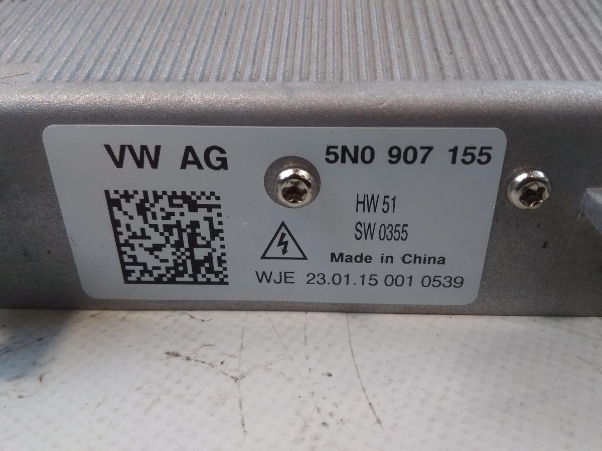 Seat Alhambra 7N original Spannungswandler mit 230Volt Steckdose Bj.2015