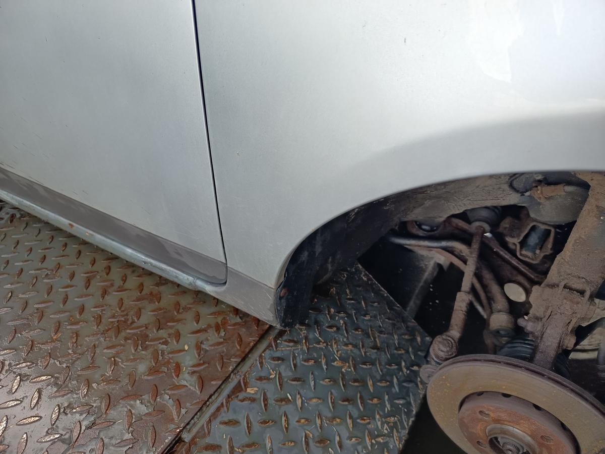 VW Lupo original Kotfl&uuml;gel rechts Seitenteil R7X Mondsilber Bj 2000