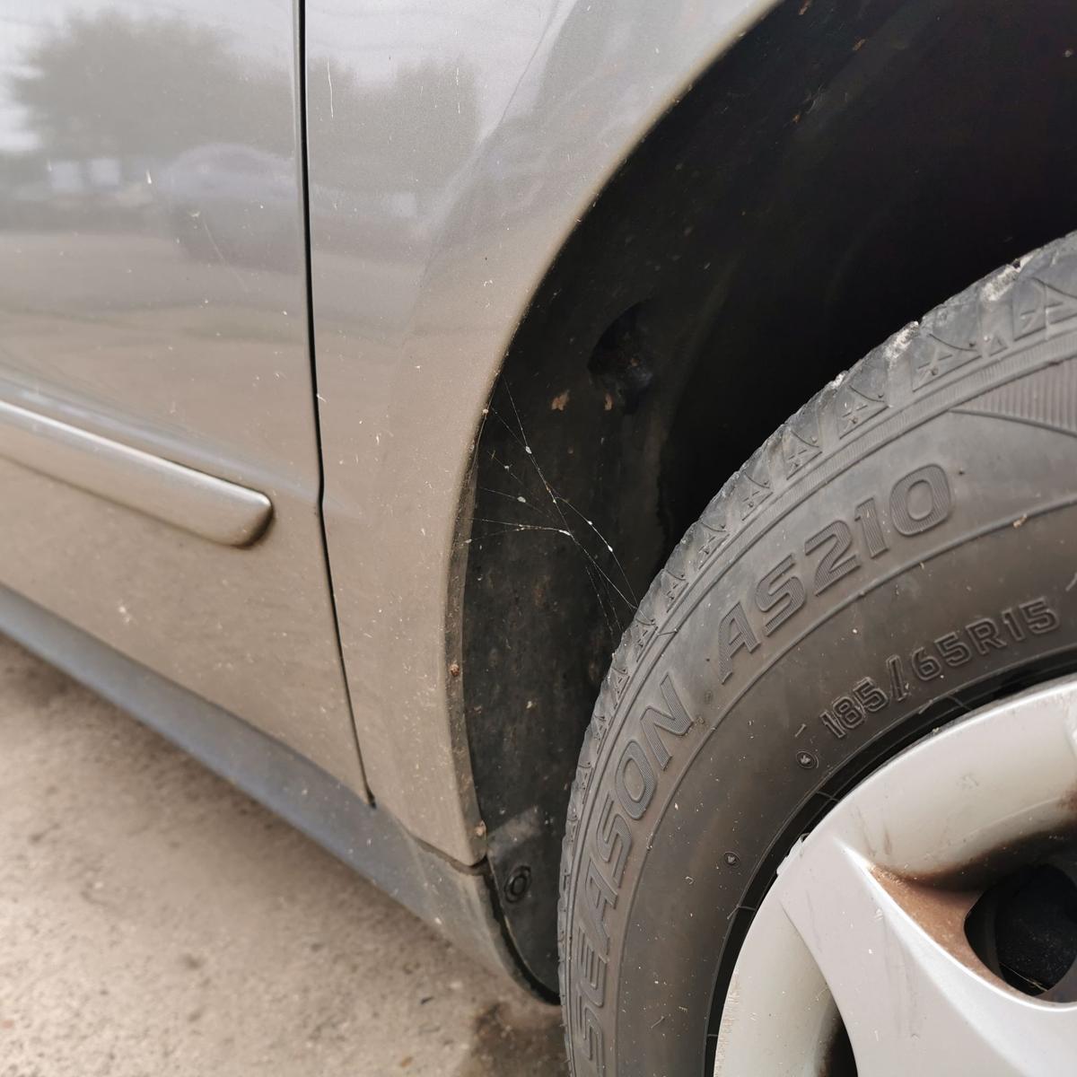 Mercedes A Klasse Coupe 169 Kotflügel Fender Seitenwand vorn rechts 748 Kometgr.