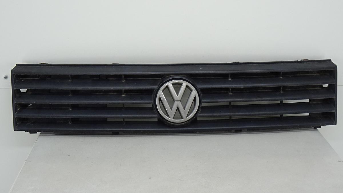 VW Polo 86C Coupe Bj1991 Kühlergrill mit Emblem 867853653G ab 1990