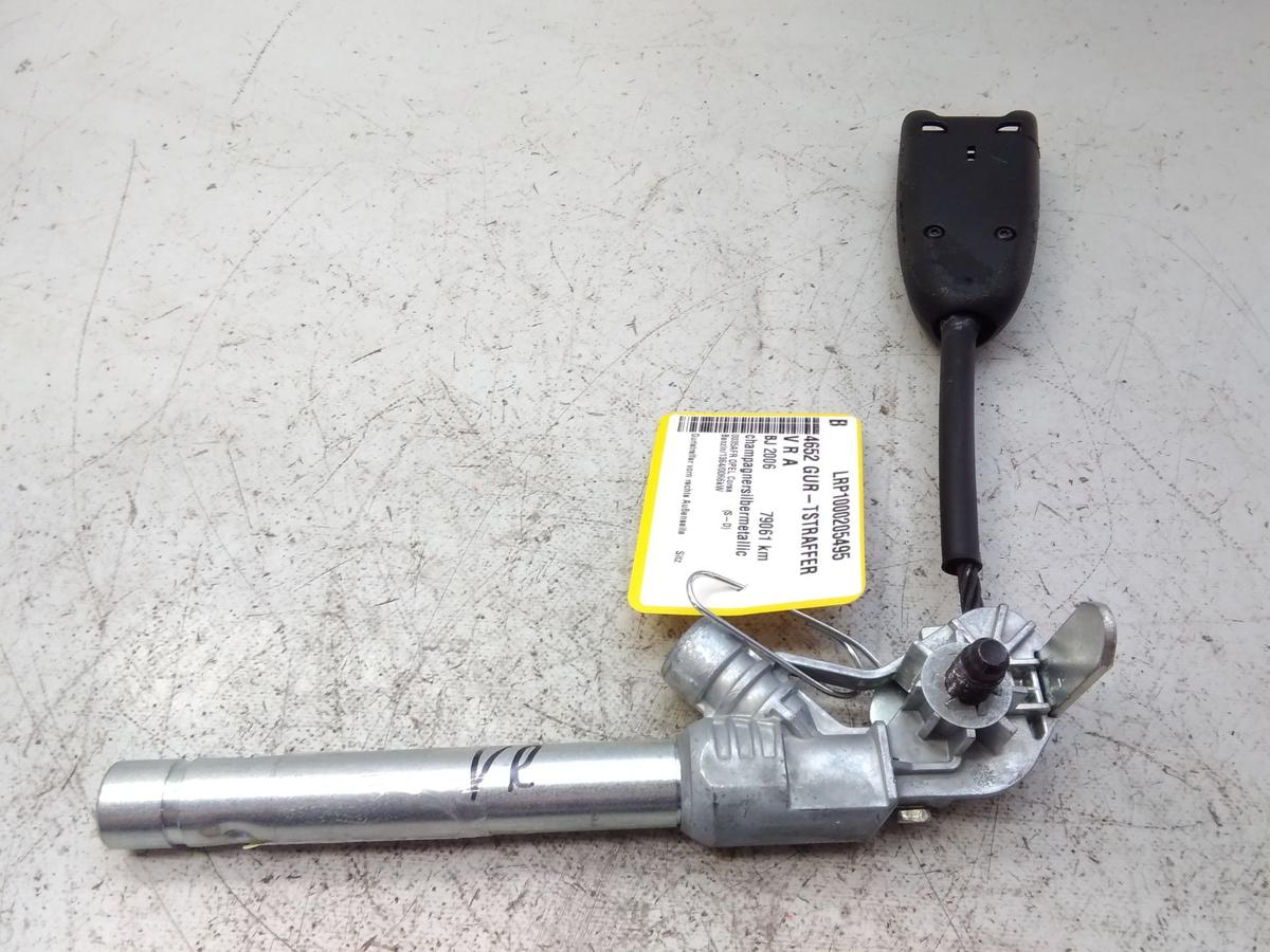 Opel Corsa D original Gurtstraffer vorn rechts Au&szlig;enseite Sitz BJ2006
