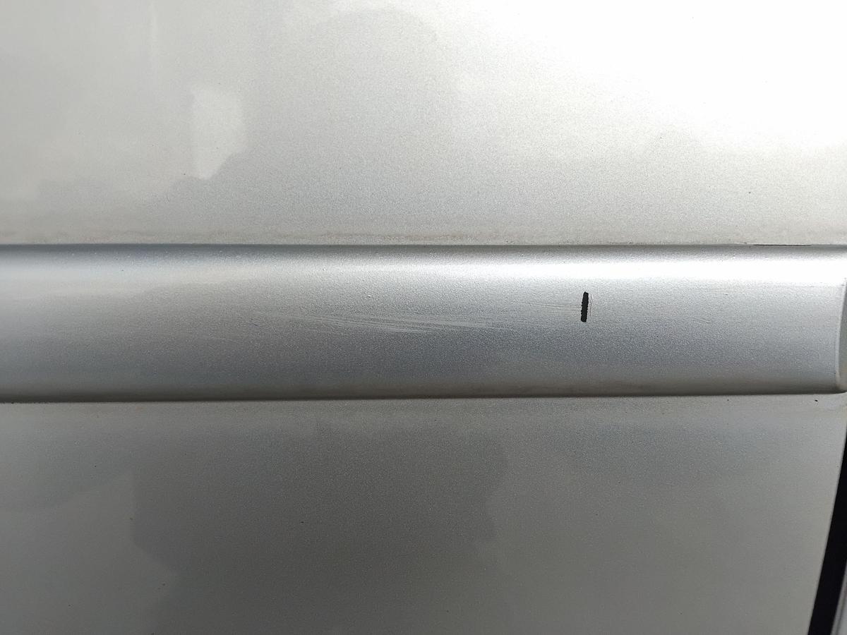 VW Bora 1J Limousine T&uuml;r hinten rechts LA7W reflexsilbermetallic 4-t&uuml;rig BJ2002