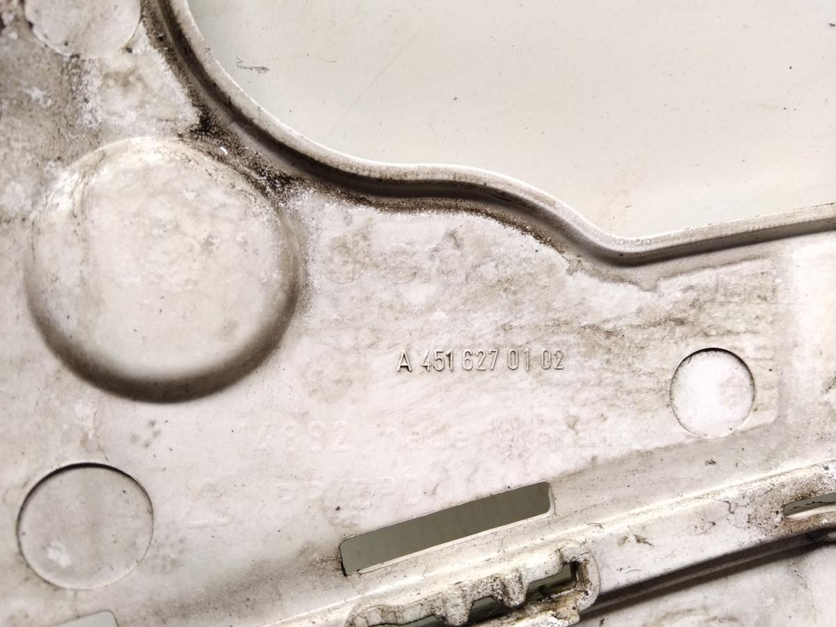 Smart Fortwo 451 original Frontmittelteil Frontsto&szlig;f&auml;nger weiss BJ2009