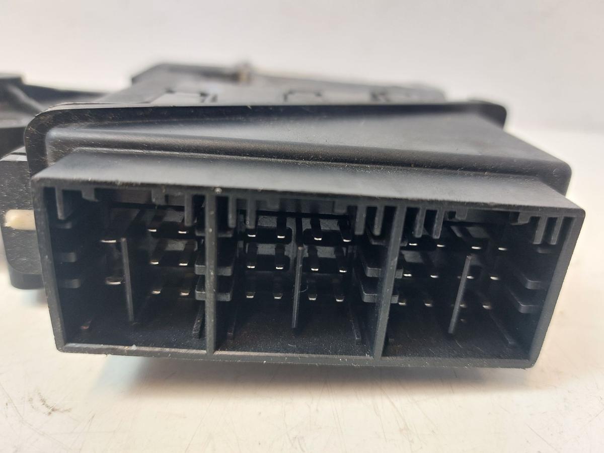 Skoda Fabia 6Y Fensterhebermotor vorn links Motor Fenster Hebermotor Fahrerseite