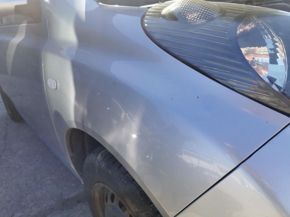 Nissan Micra K12 Kotflügel Fender Seitenwand vorn rechts KY0 Sporty Silver Met
