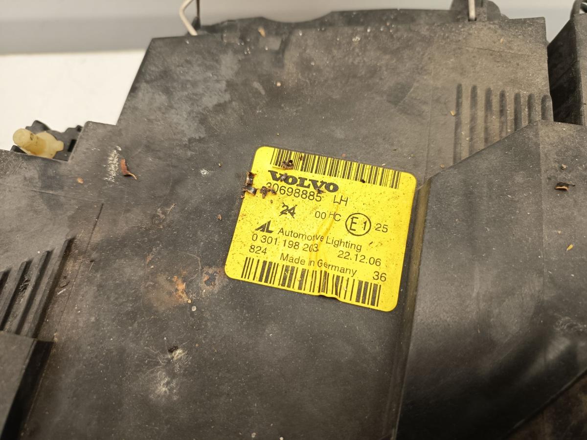 Volvo V50 original Scheinwerfer links Halogen vor Facelift Bj 2007