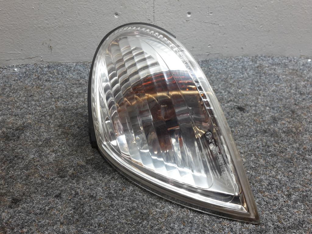 Nissan Almera N16 BJ 2001 Blinker vorn links Blinkleuchte Valeo 00-02