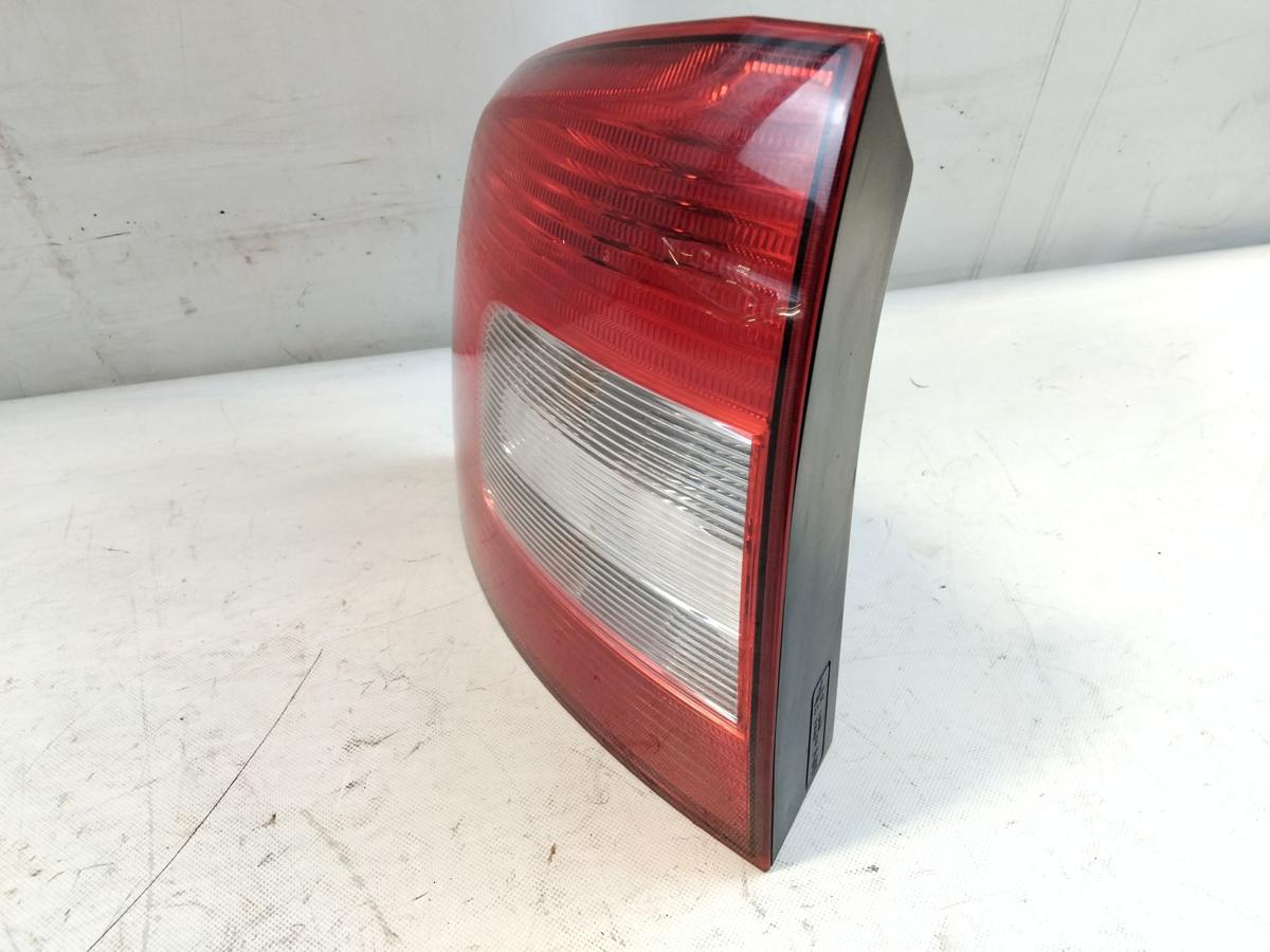 Skoda Octavia 2 1Z Kombi Facelift original Rückleuchte Heckleuchte links Bj.2010