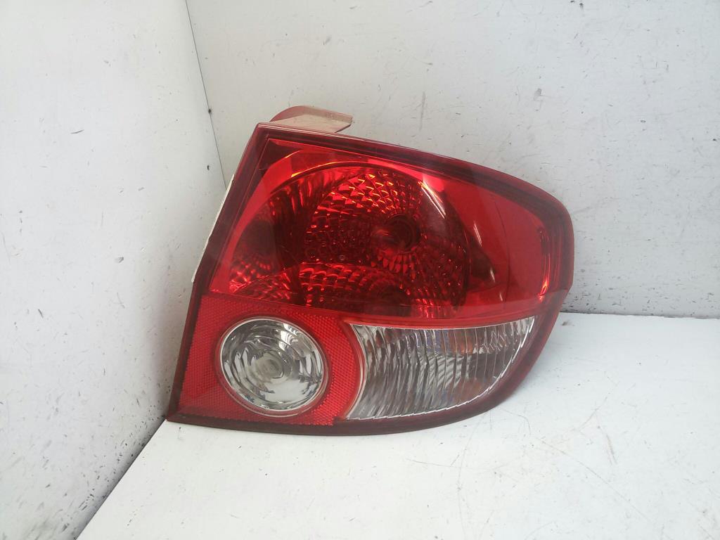 Hyundai Getz original Rückleuchte Heckleuchte rechts rot weiß BJ2004