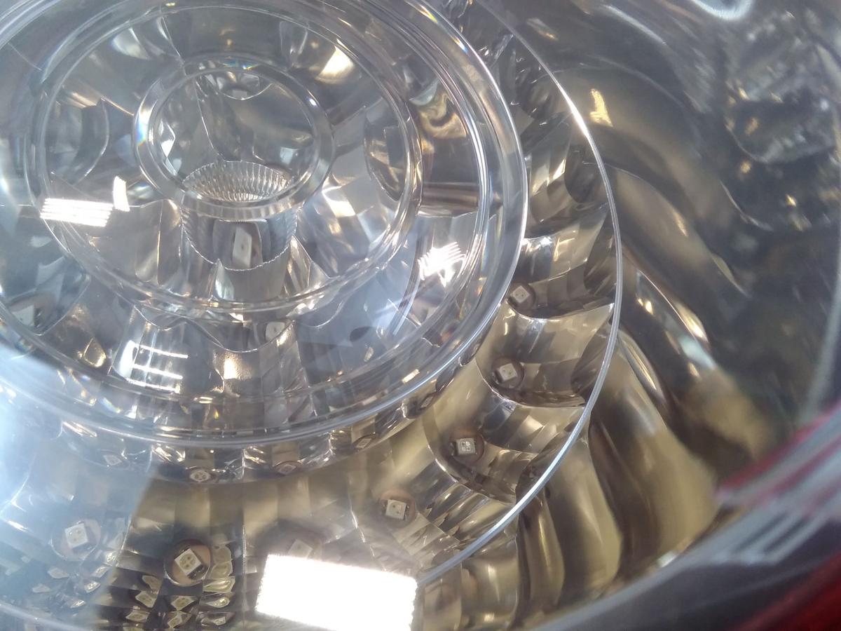 VW Eos original R&uuml;ckleuchte Heckleuchte links au&szlig;en LED BJ2007