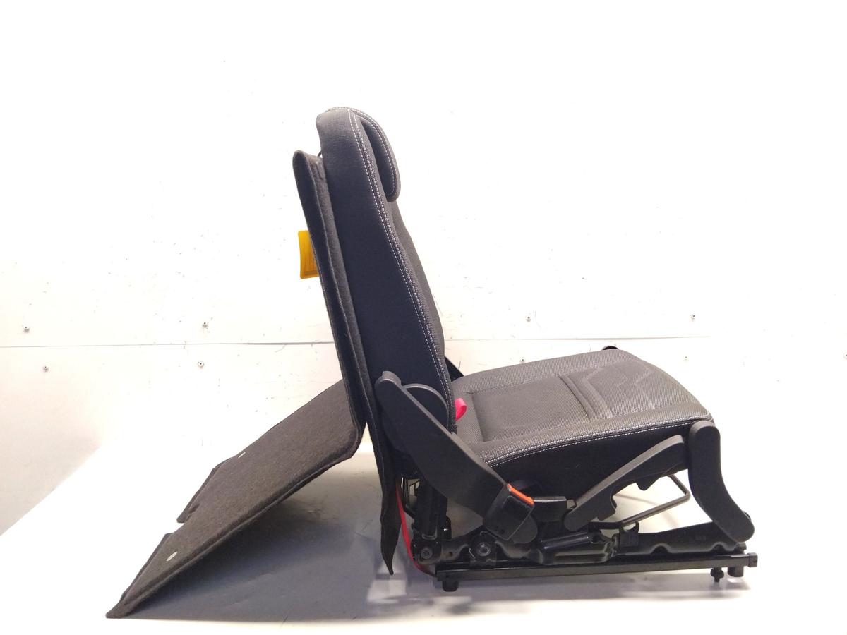 Ford Transit Connect CHC Sitz Einzelsitz links hinten 3.Reihe Chicane BJ2017