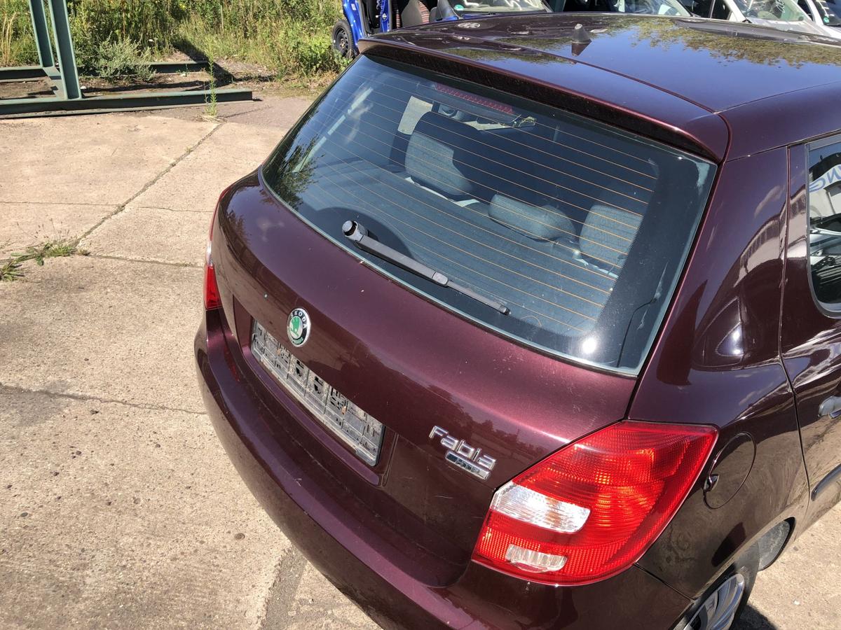 Skoda Fabia 5J Heckklappe Kofferklappe 5trg Anrostungen 9893 LF3X Rosso Brunello
