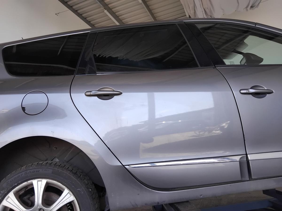 Renault Grand Scenic III T&uuml;r hinten rechts TEKNG Gris Cassiop&eacute;e BJ2012