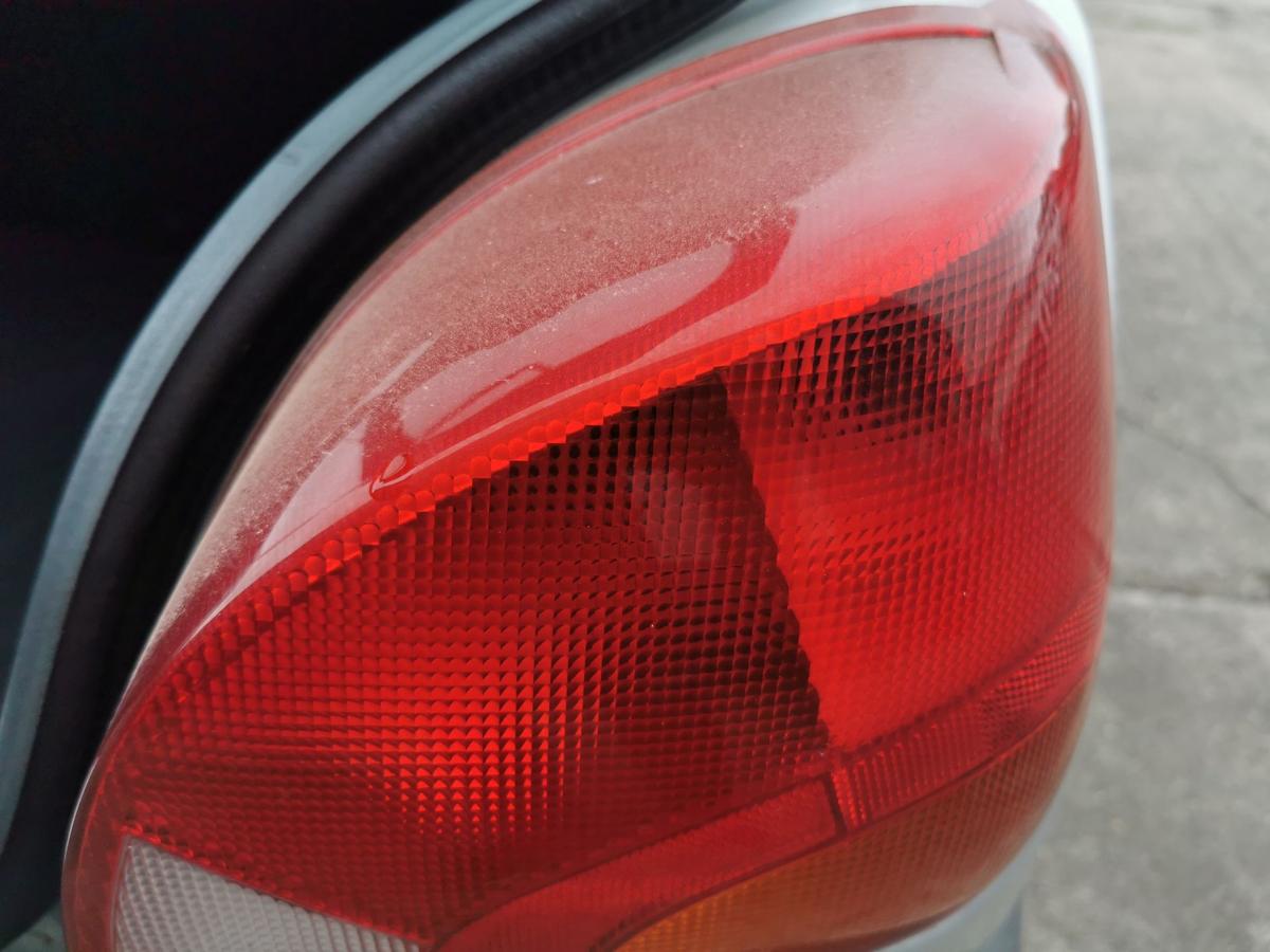 Ford Fiesta JBS Rückleuchte Schlussleuchte Rücklicht hinten rechts