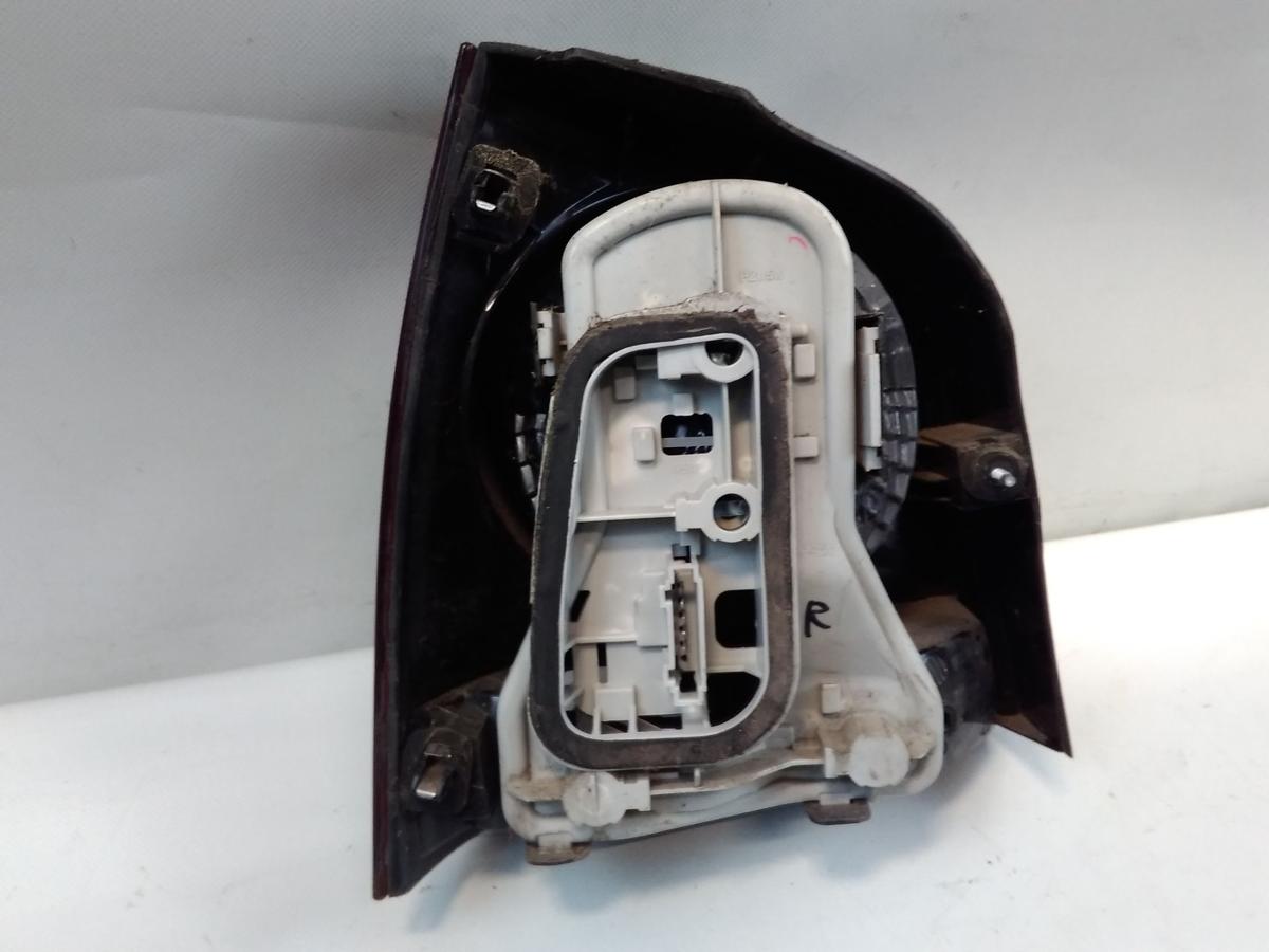 VW Polo 9N3 original R&uuml;ckleuchte Heckleuchte rechts BJ2005 Depo
