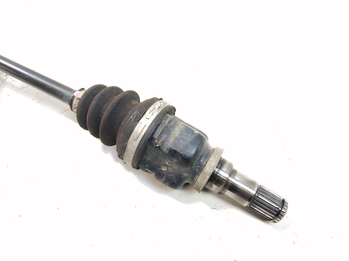 Citroen C1 II orig Antriebswelle Gelenkwelle vorn links 1.0VTI 51kw 1KR BJ2014