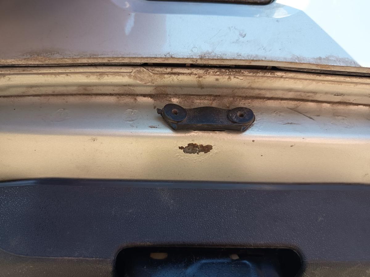 Renault Megane II original Heckklappe mit Scheibe MV632 Polargrau 3TRG Bj 2003