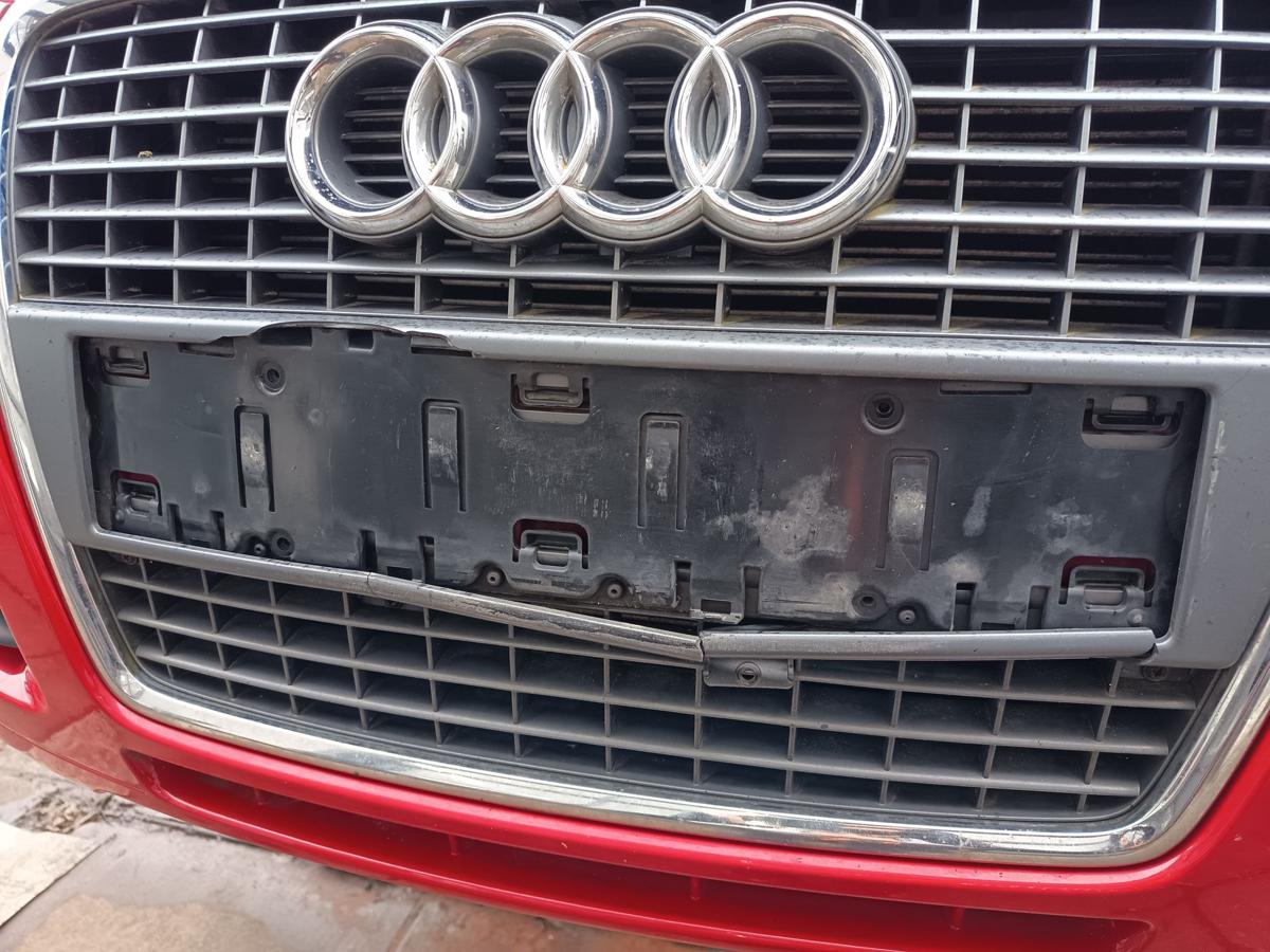 Audi A3 8PA original Sto&szlig;stange F&auml;nger vorn Front Y3J Brillantrot Bj 2005