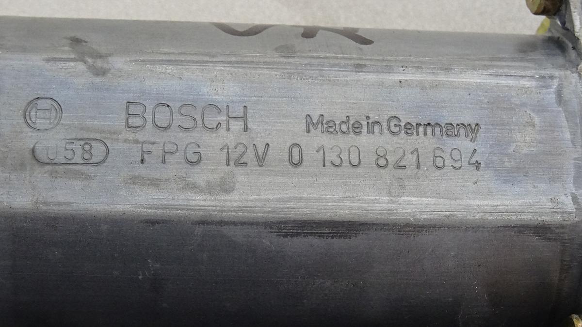 VW Passat 3B Variant Bj1997 Fensterhebermotor vorn rechts 3B4837752J 9700119148100 0130821694