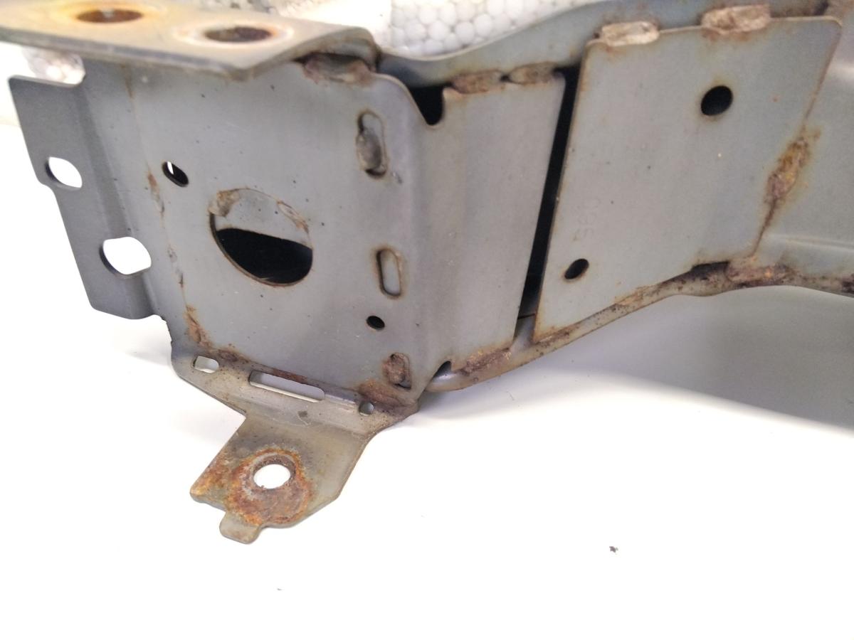 Mazda CX-7 ER original Tr&auml;ger Verst&auml;rkung Stossf&auml;nger vorn BJ2008