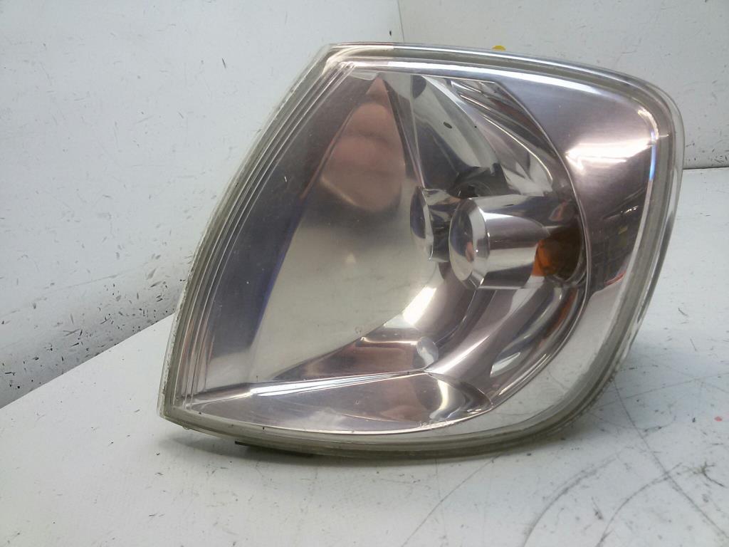 VW Polo 6N2 Blinker Blinkleuchte vorn links 6N0953041N HELLA BJ2001