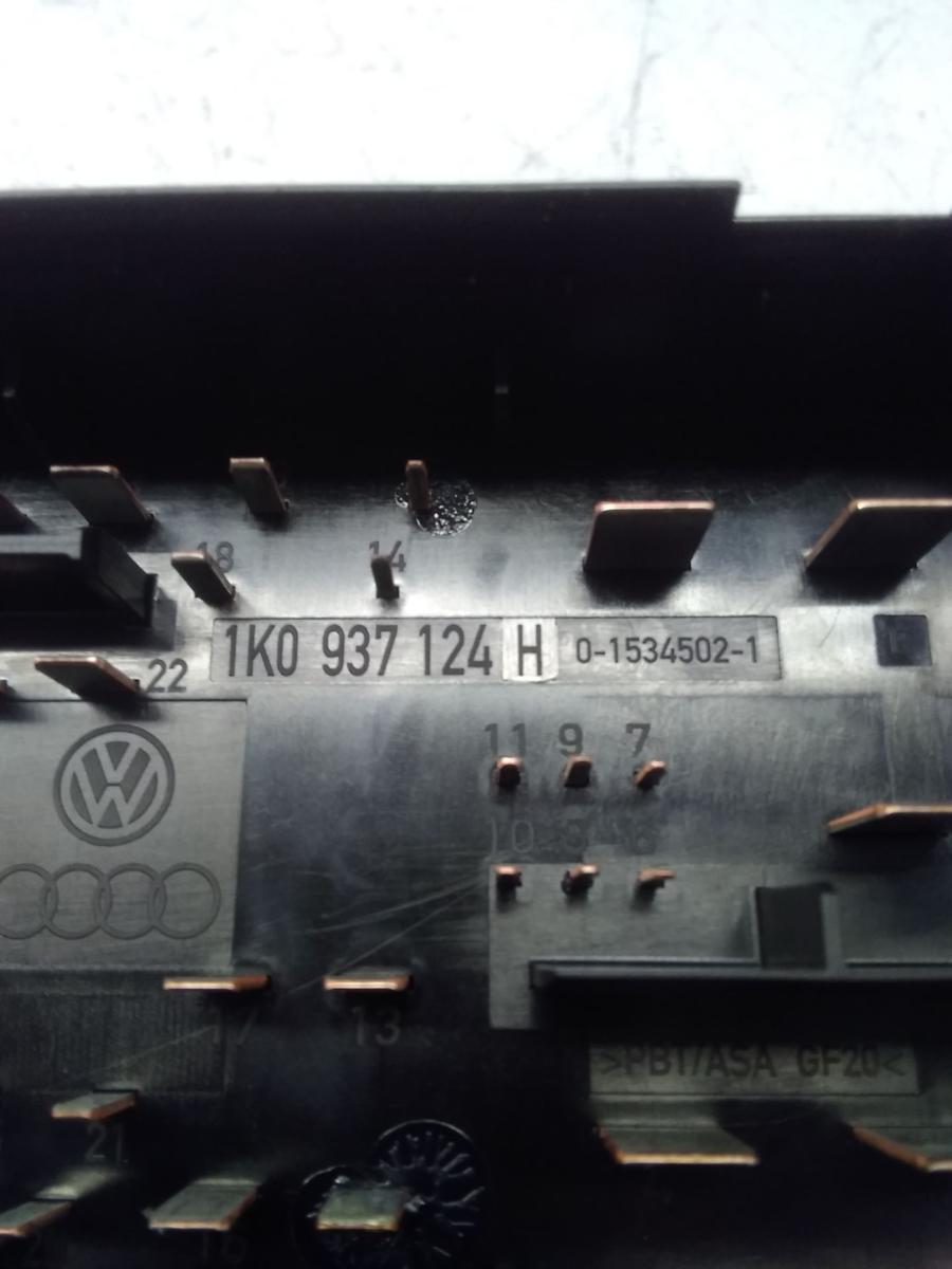 VW Golf 5 1K original Zentralelektrik Sicherungskasten 1K0937124H BJ2004